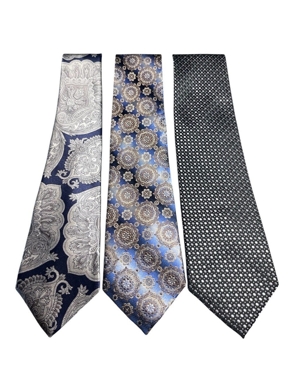 3 Lot Men’s Silk Designer Ties Blue/Silver Retro Dots Paisley Medallion